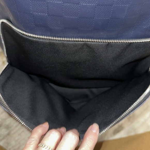 Louis Vuitton Avenue Campus Backpack Damier Infini Leather (Navy) backpack large - Picture 15 of 16